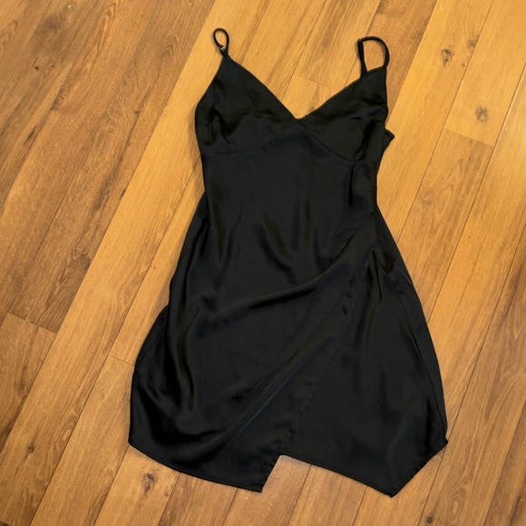 Black Altar’d State Mini Dress - Large - Picture 4 of 5